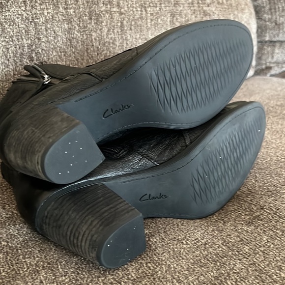 Clarks Black Palma Trina Leather Ankle Boot Bootie 9.5 - Picture 8 of 15